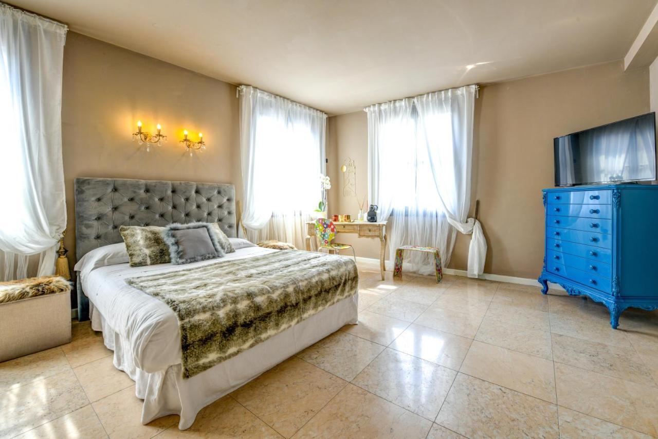 Prestige Suite Sirmione Zewnętrze zdjęcie