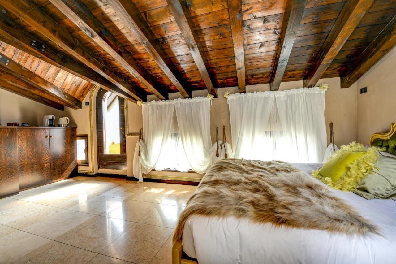 Prestige Suite Sirmione Zewnętrze zdjęcie