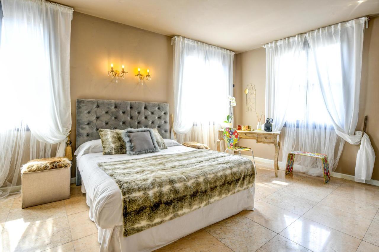 Prestige Suite Sirmione Zewnętrze zdjęcie