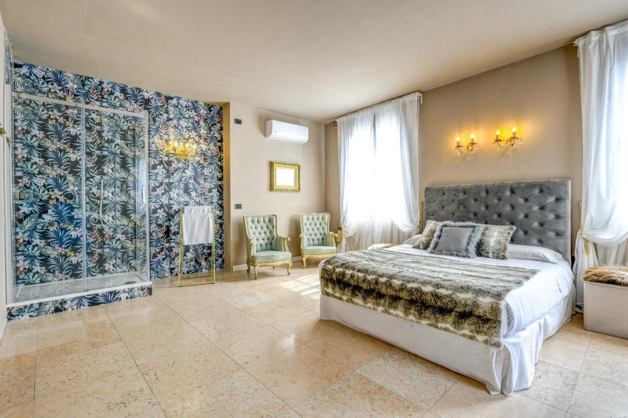 Prestige Suite Sirmione Zewnętrze zdjęcie